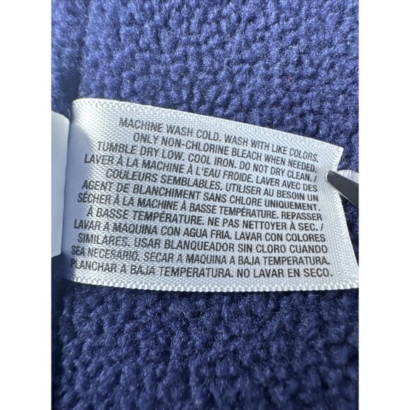 Women's Navy Puffer Vest - Picture 14 of 15